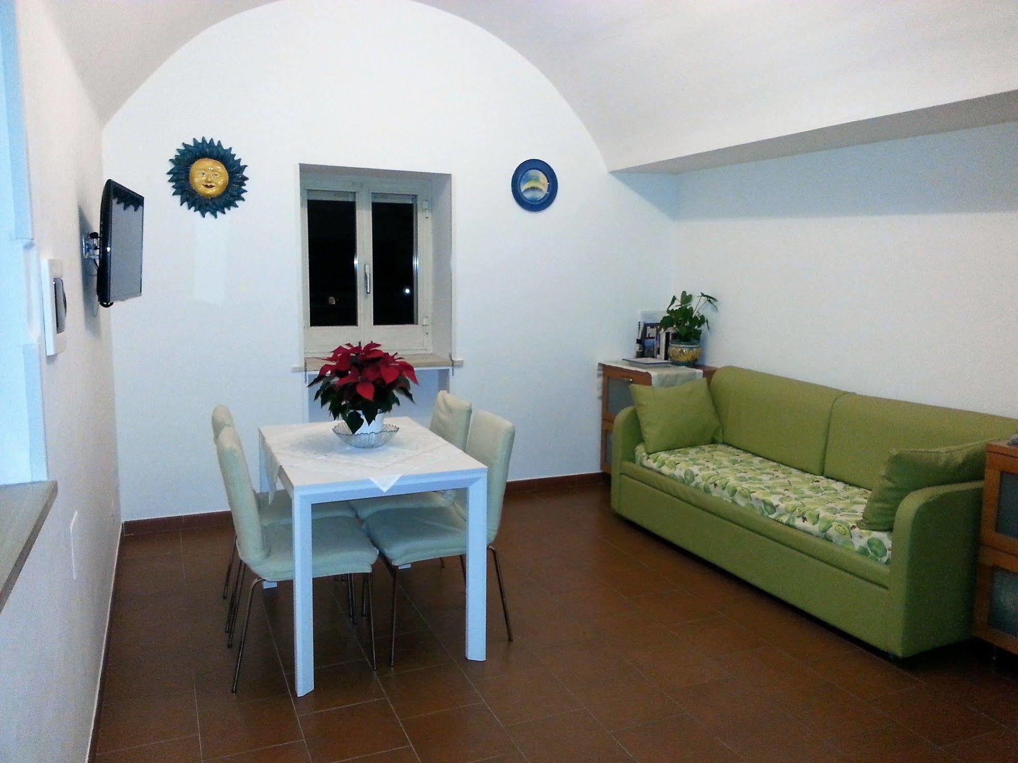 Casa Vacanze Bouganvillea Cetara Exterior photo